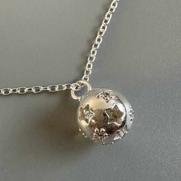 Sterling Silver Star Ball Pendant and Chain - Picture 7 of 8